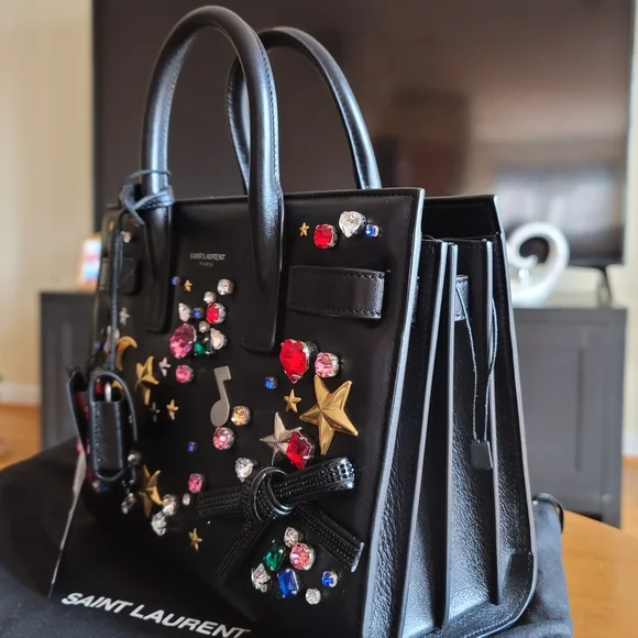 Yves Saint Laurent Nano - Picture 6 of 15